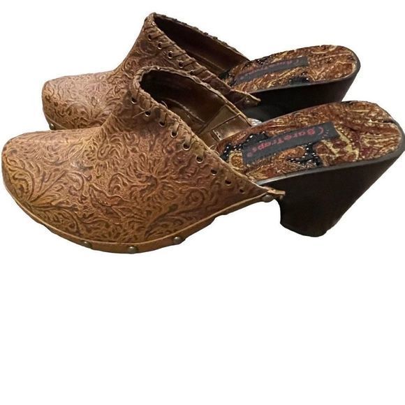 NEW Baretraps Ace Brown Embossed Leather Soft Pretty‎ Insole Mule Heels — SZ 8 - Picture 1 of 12